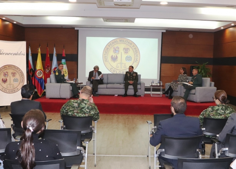 Panel funcionabilidad de la Justicia Penal Militar y Policial